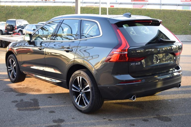 <a class="hover-galery-lb" 
href="https://www.milde-autohaus.de/wp-content/uploads/2021/09/Volvo-XC60-13597M-grau-8-768x512-1.jpg"> 
Hier sehen Sie den neuen Volvo XC60 in Pine Grey Metallic
</a>