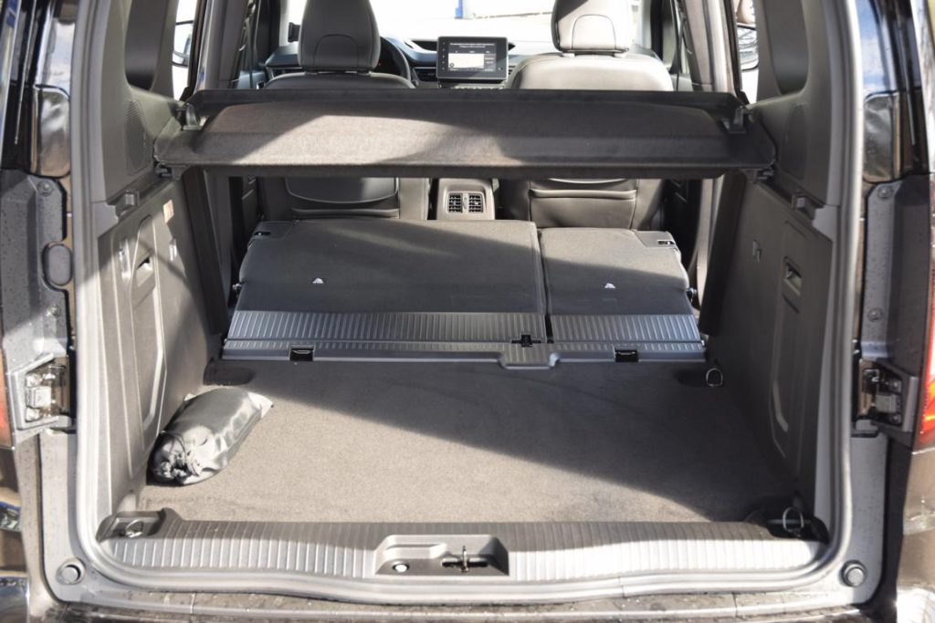 Umgelegte Sitze Kofferraum Renault Kangoo neues Modell