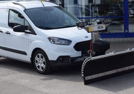 Ford-Transit-Courier-6-scaled-1-600x300